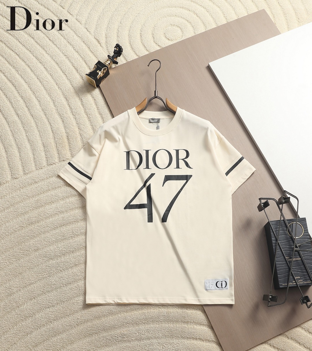 【DIOR】半袖 T シャツ