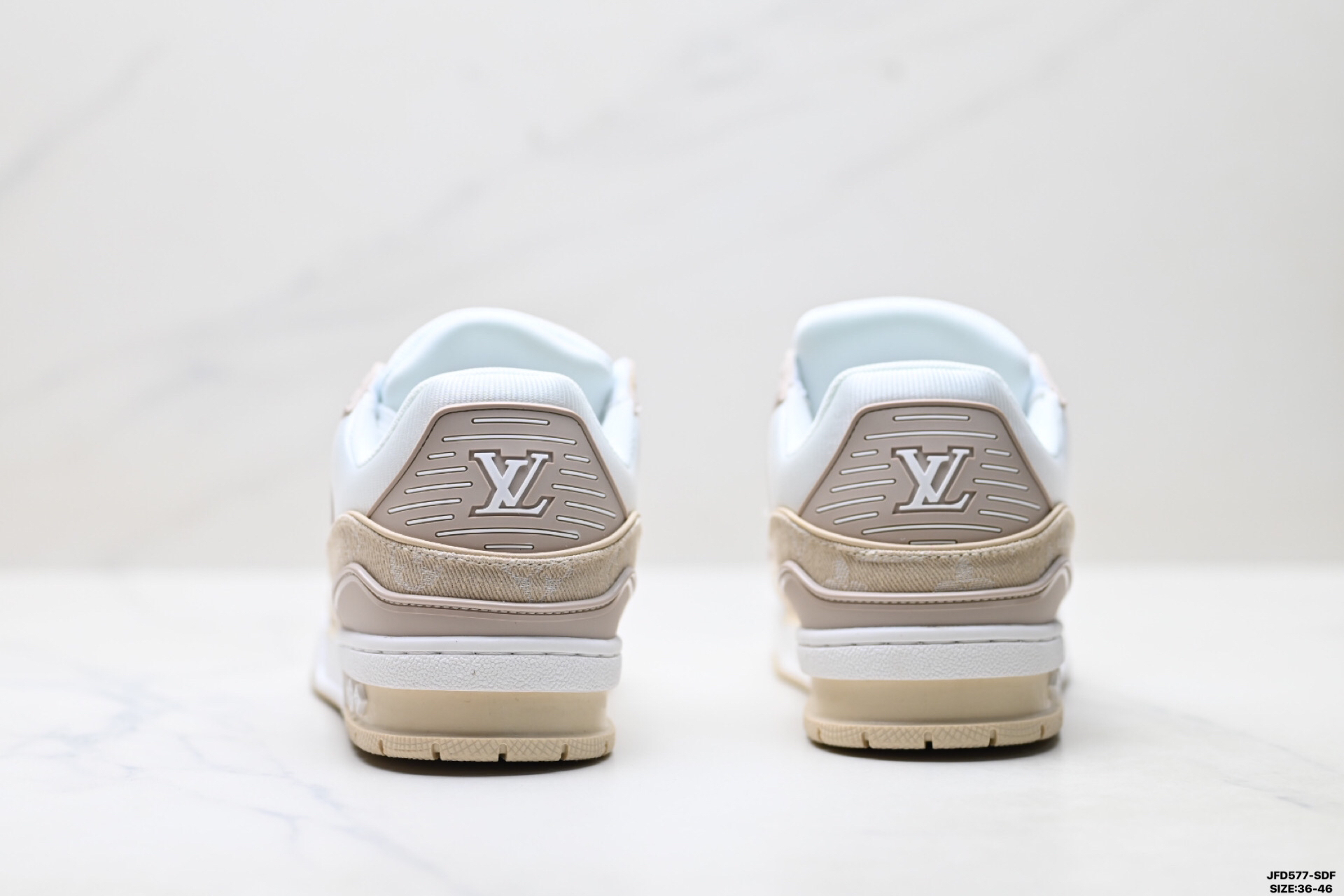 Louis Vuitton Trainer Sneaker Low スニーカー