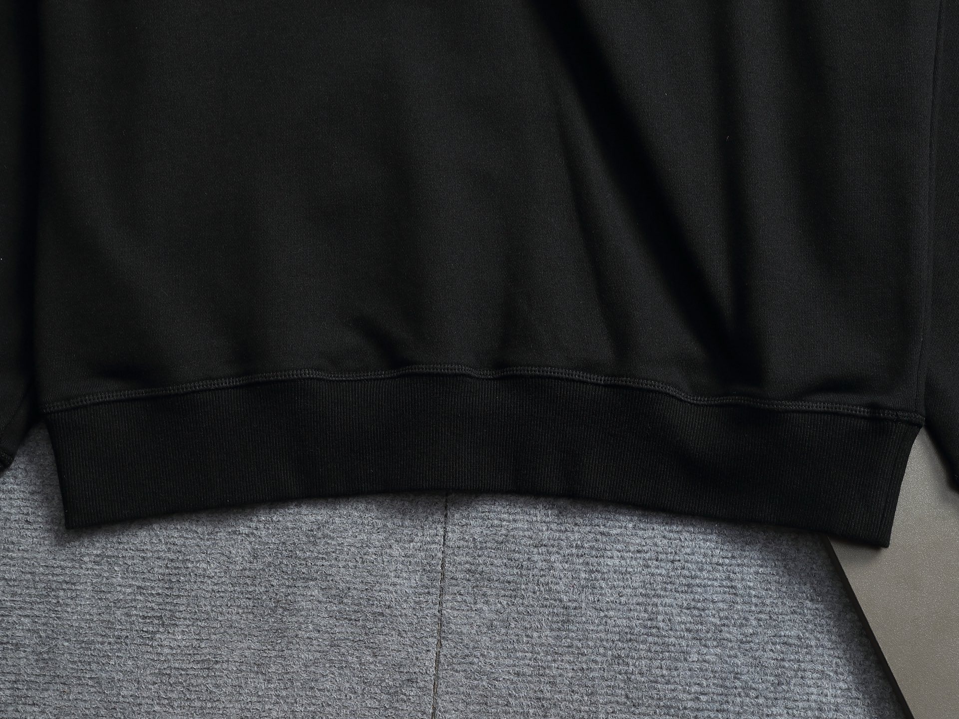 【LOUIS VUITTON】長袖 T シャツ