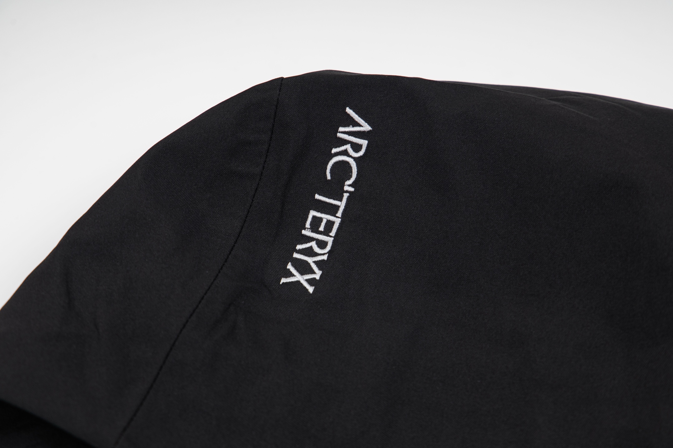 【ARC'TERYX】Ralle Jacket シェルジャケット