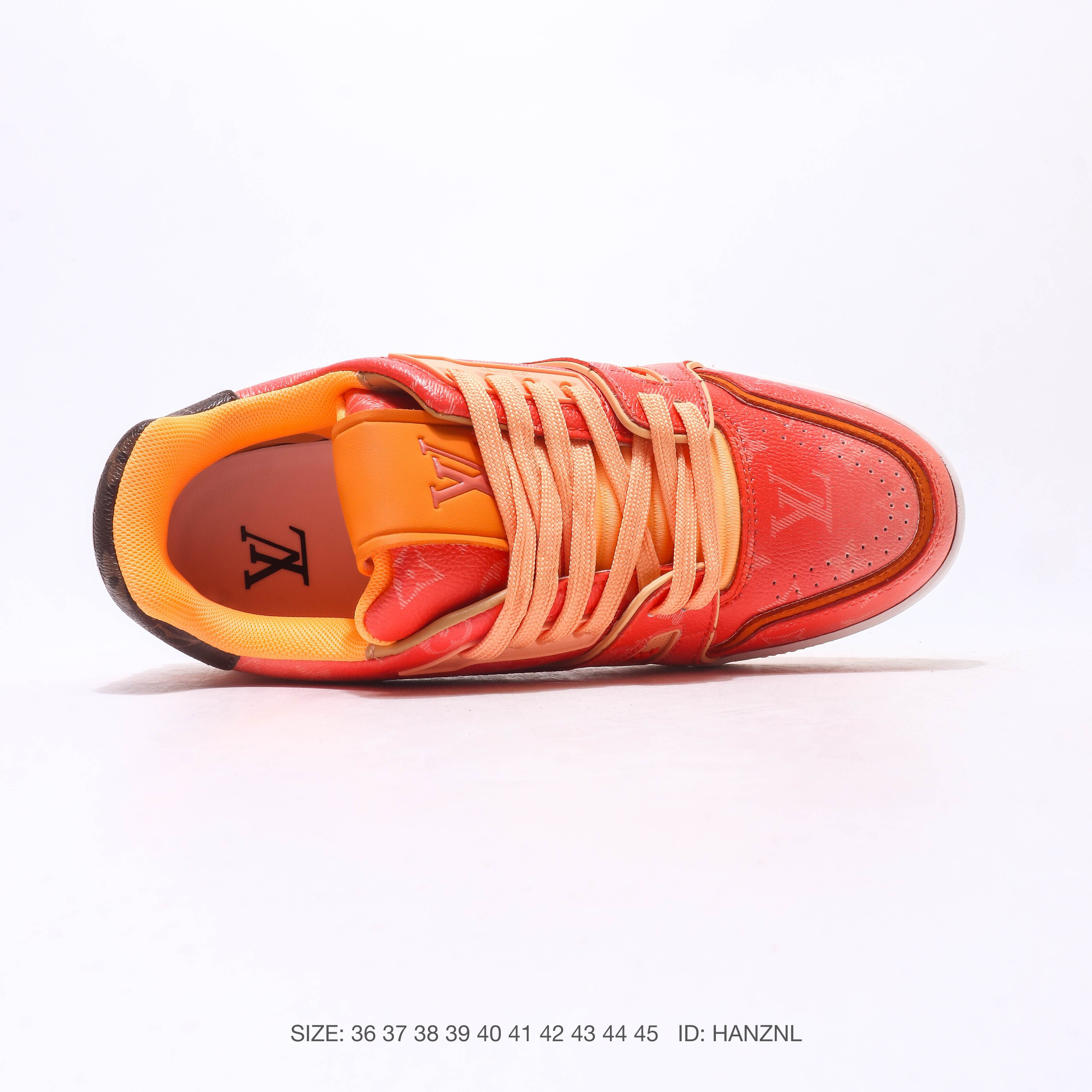 LOUIS VUITTON Arch light Sneakers レザースニーカー