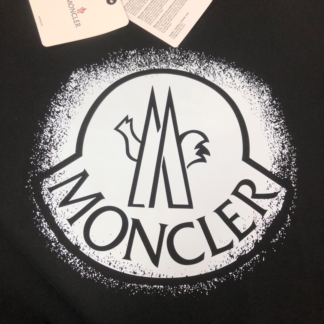 【MONCLER】長袖 T シャツ