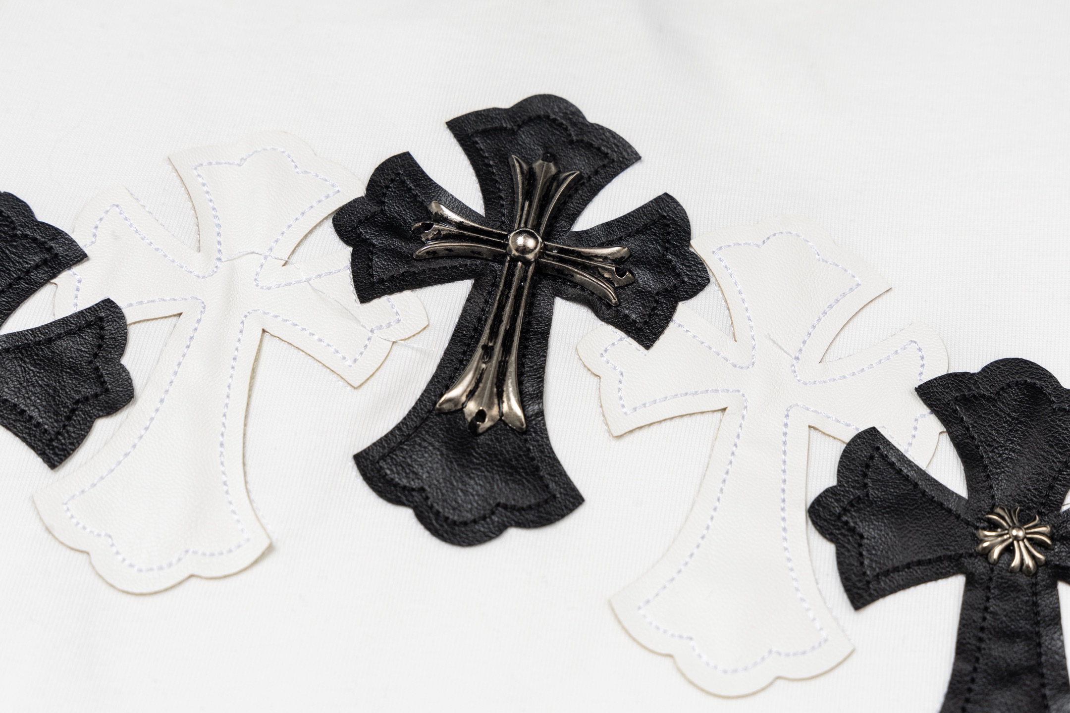 【CHROME HEARTS】長袖 T シャツ