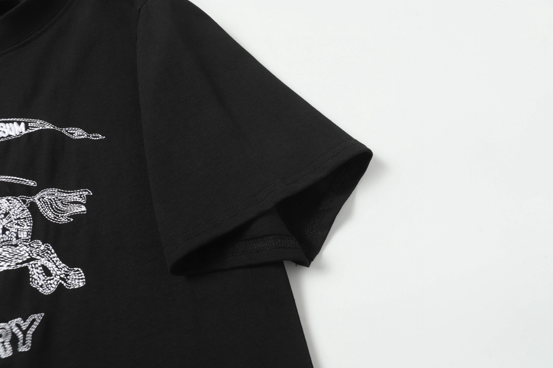 【BURBERRY】半袖 T シャツ