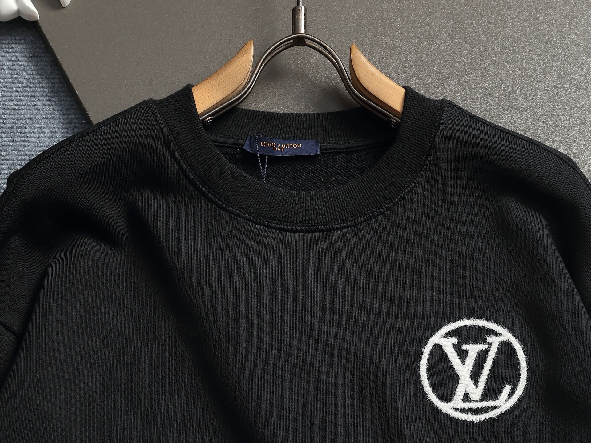 【LOUIS VUITTON】長袖 T シャツ