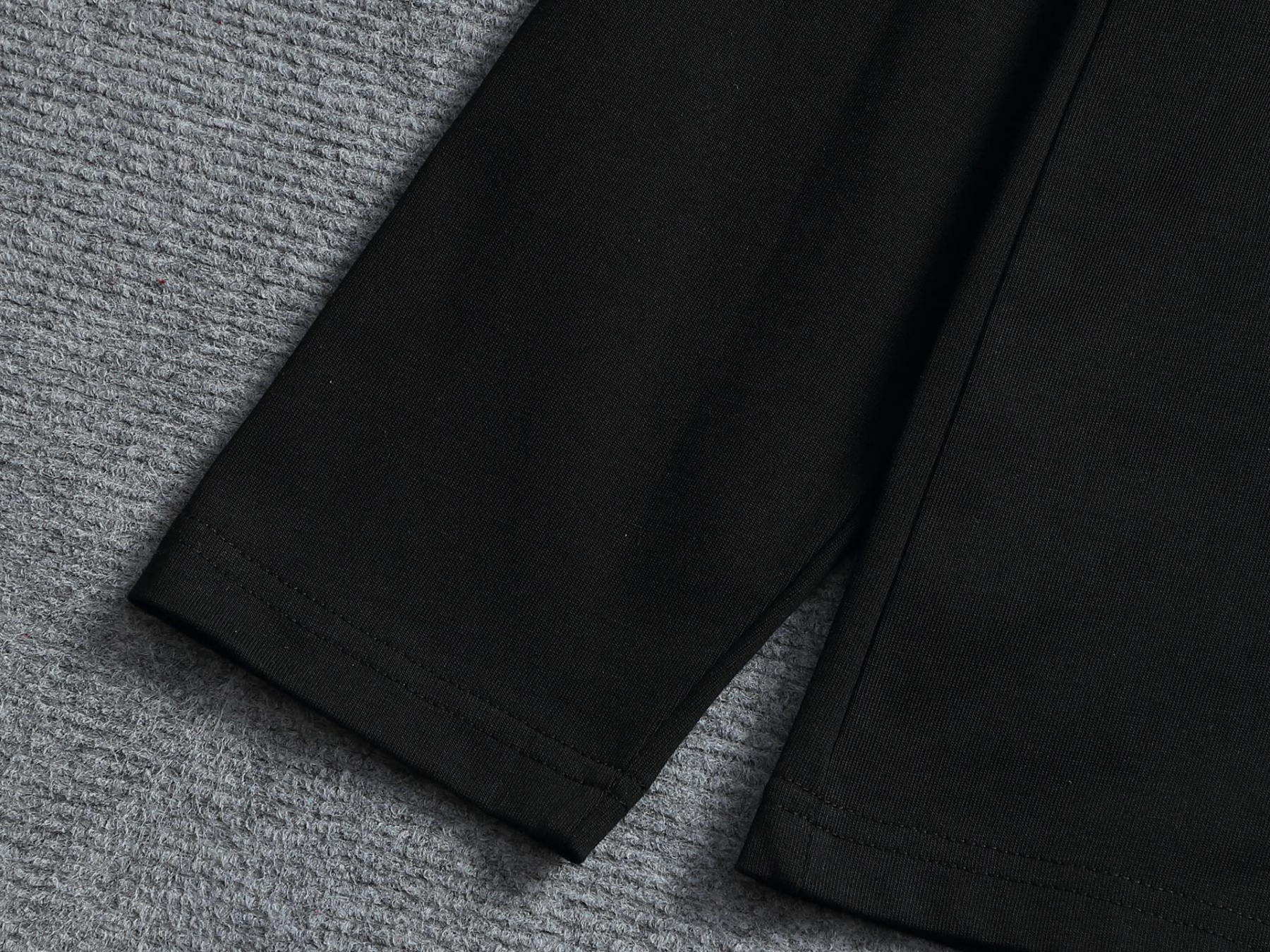 【LOEWE】刺繍長袖 T シャツ