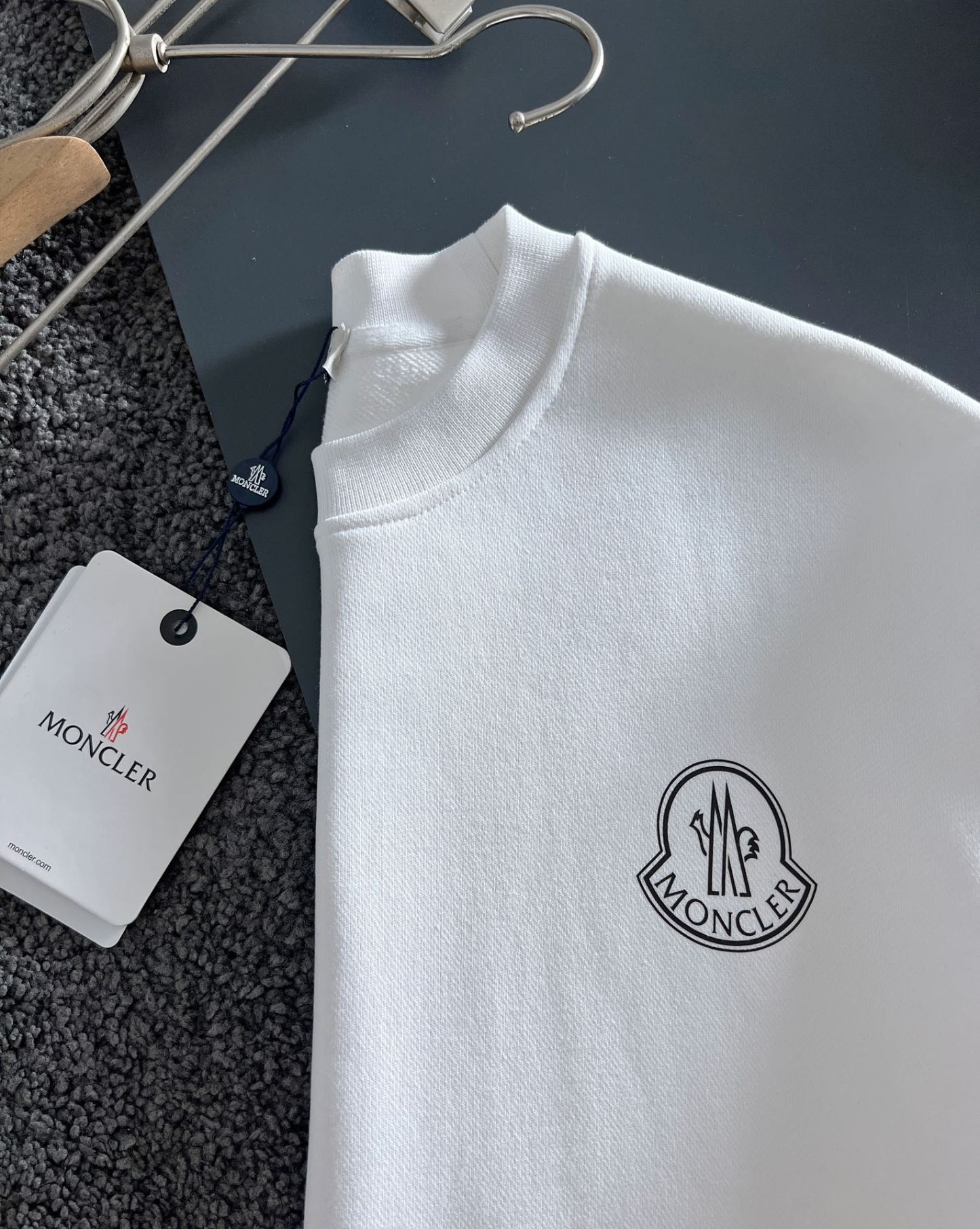 【MONCLER】長袖 T シャツ