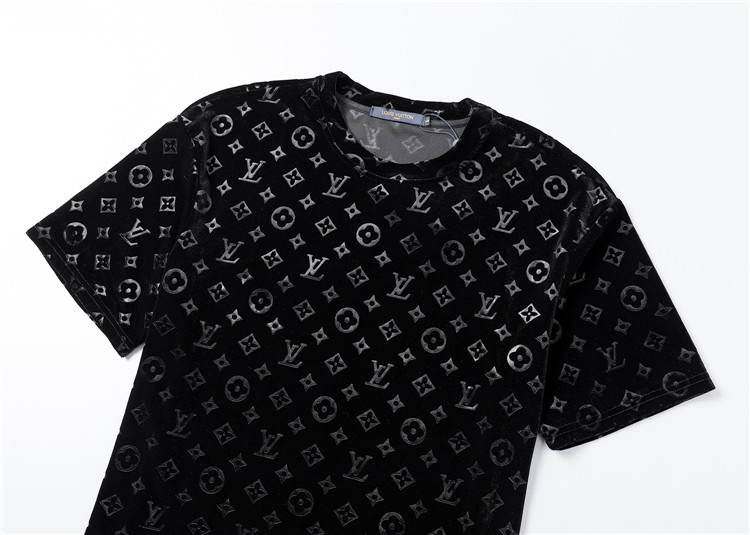 【LOUIS VUITTON】半袖T シャツショートパンツ セットアップ