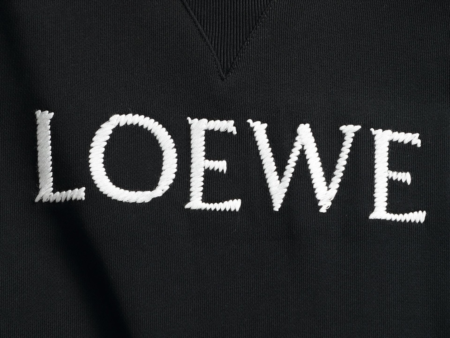 【LOEWE】刺繍長袖 T シャツ