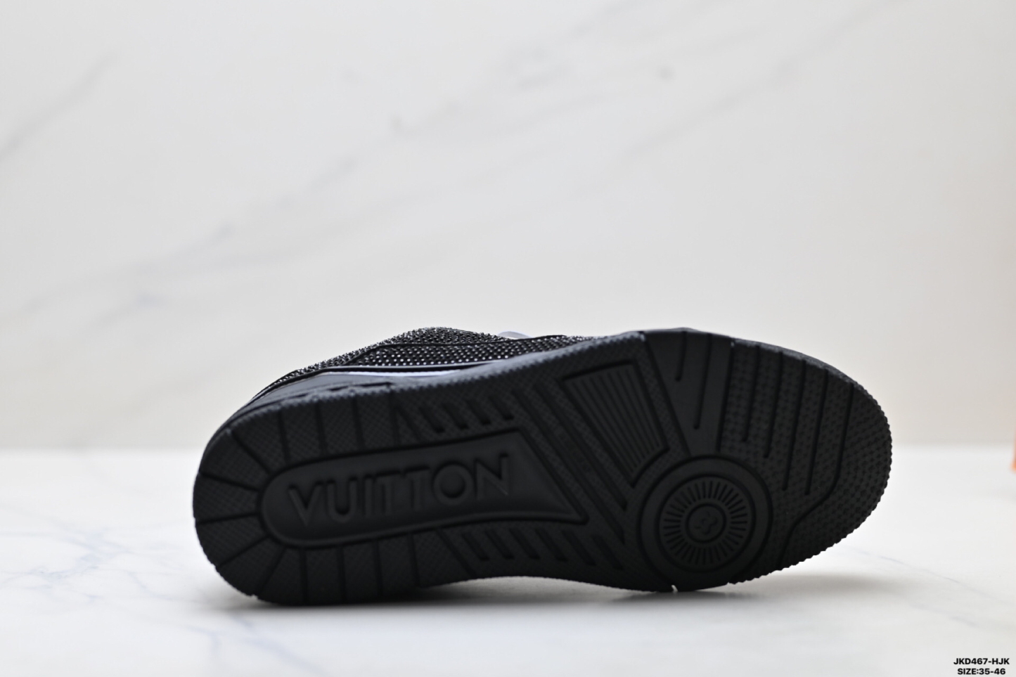 Louis Vuitton Trainer Sneaker Low スニーカー ブラックラインストーン