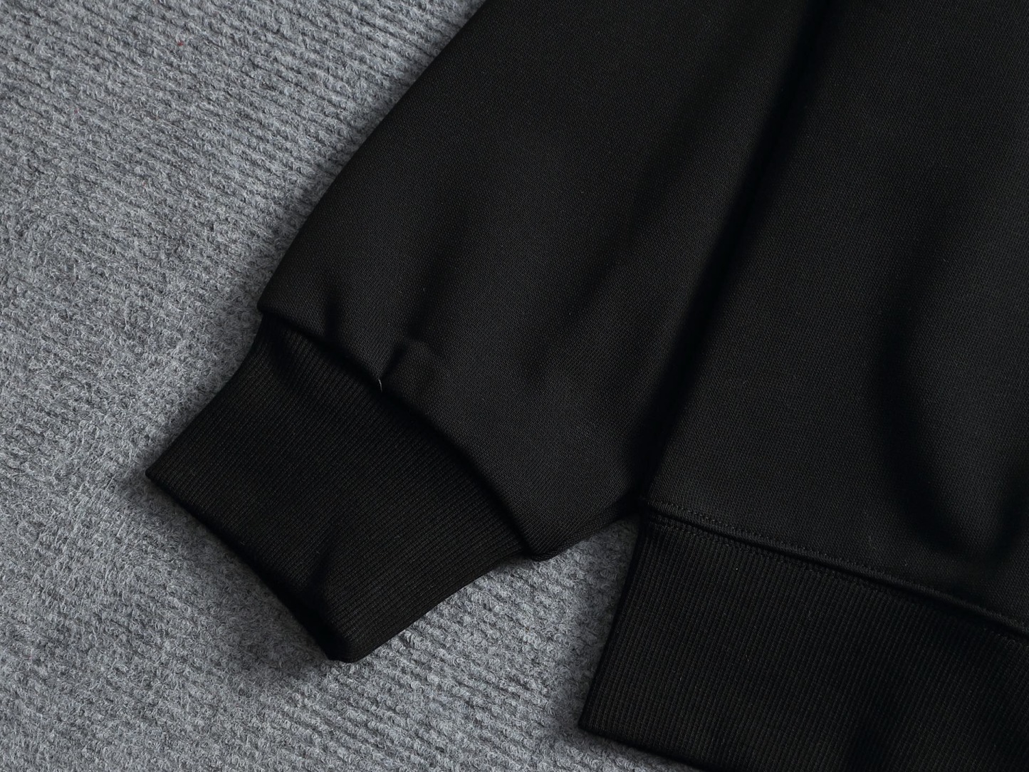 【LOUIS VUITTON】長袖 T シャツ
