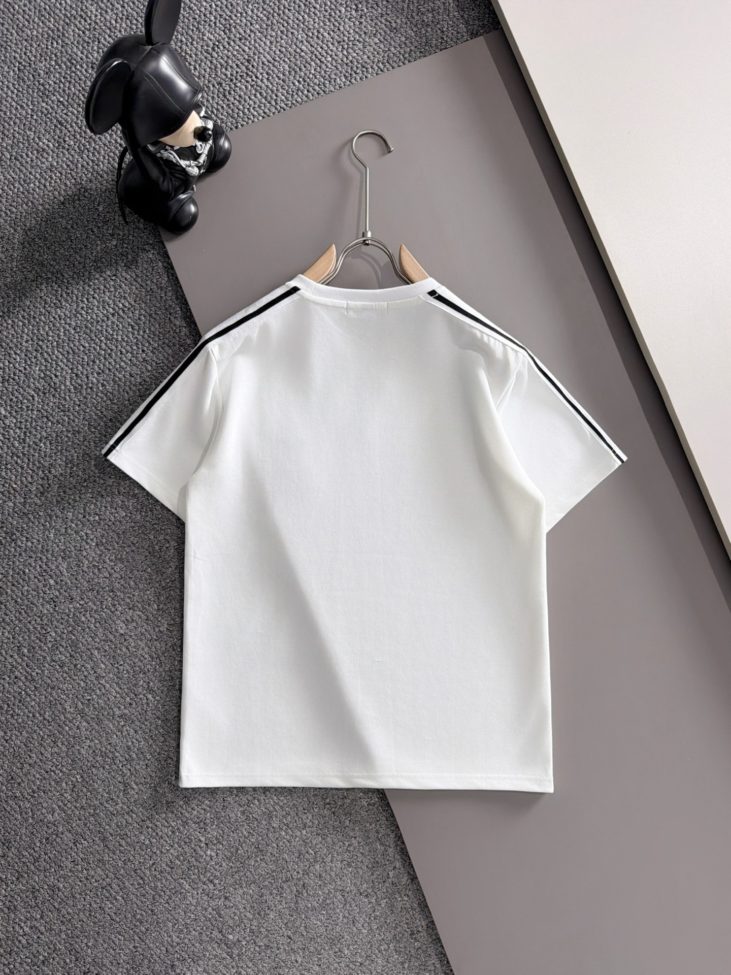 【LOUIS VUITTON】半袖T シャツショートパンツ セットアップ
