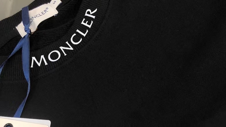 【MONCLER】長袖 T シャツ