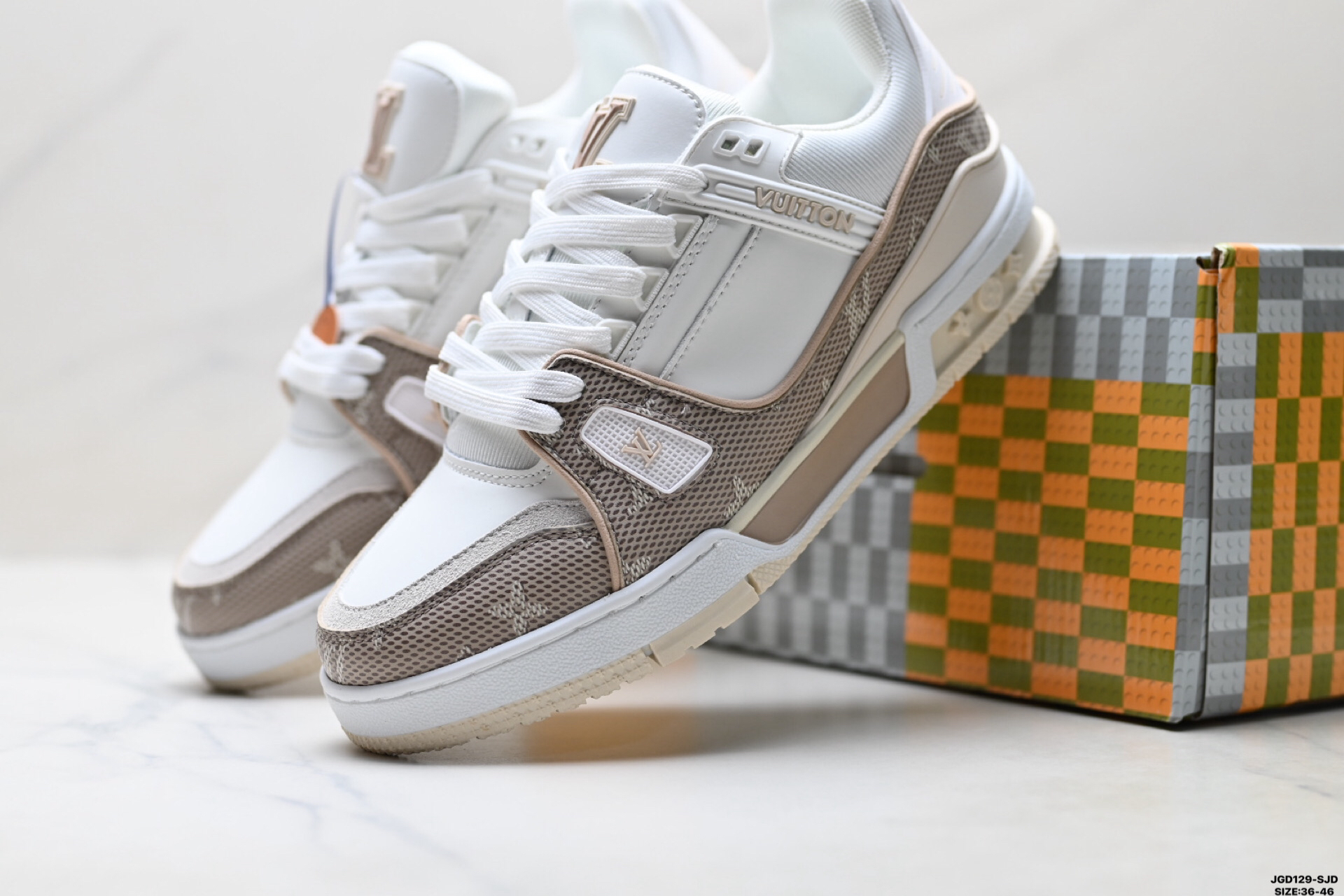 Louis Vuitton Trainer Sneaker Low スニーカー