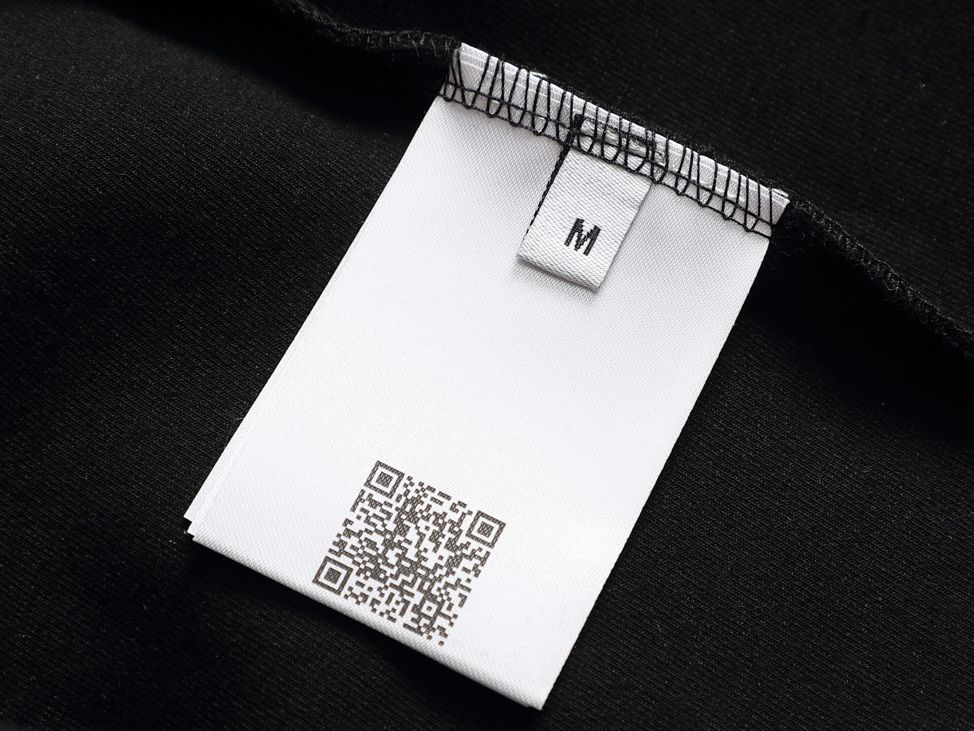 【MONCLER】刺繍長袖 T シャツ