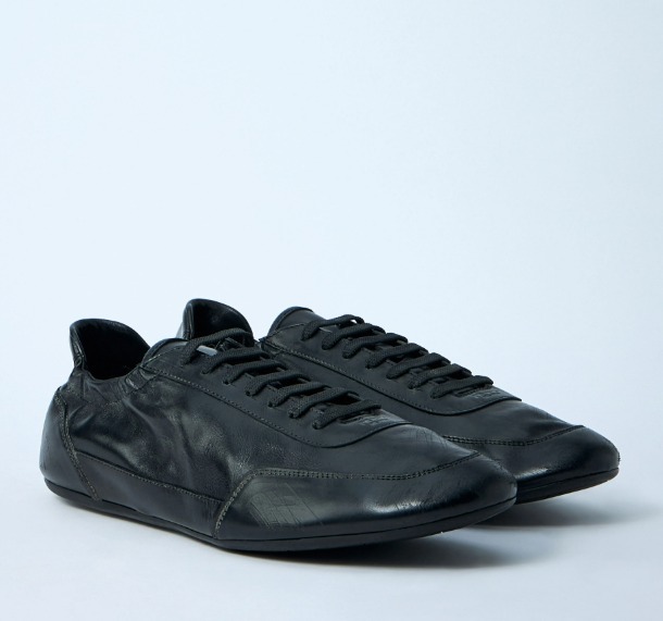 おすすめ☆大人気【PRADA】 Collapse レザースニーカー