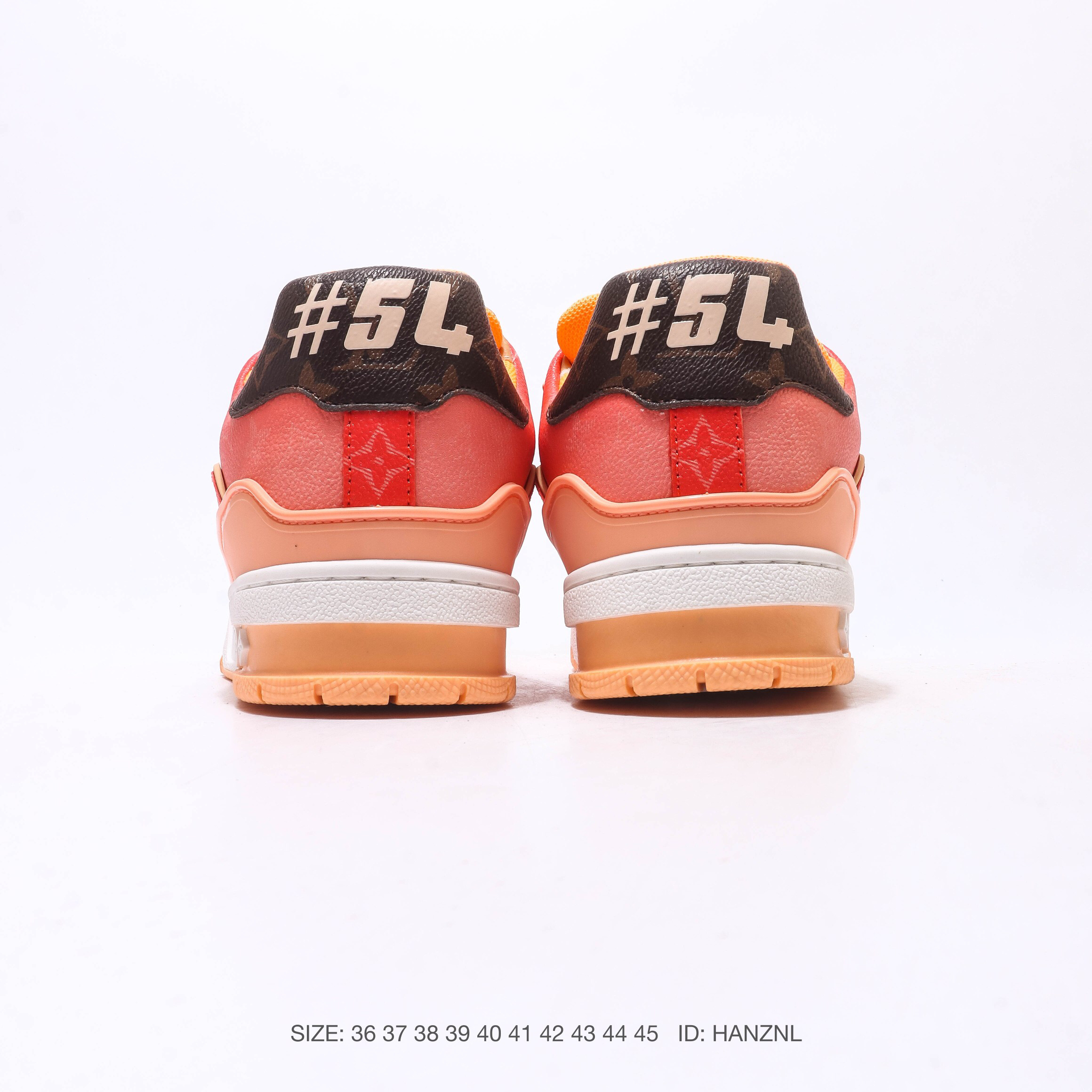 LOUIS VUITTON Arch light Sneakers レザースニーカー