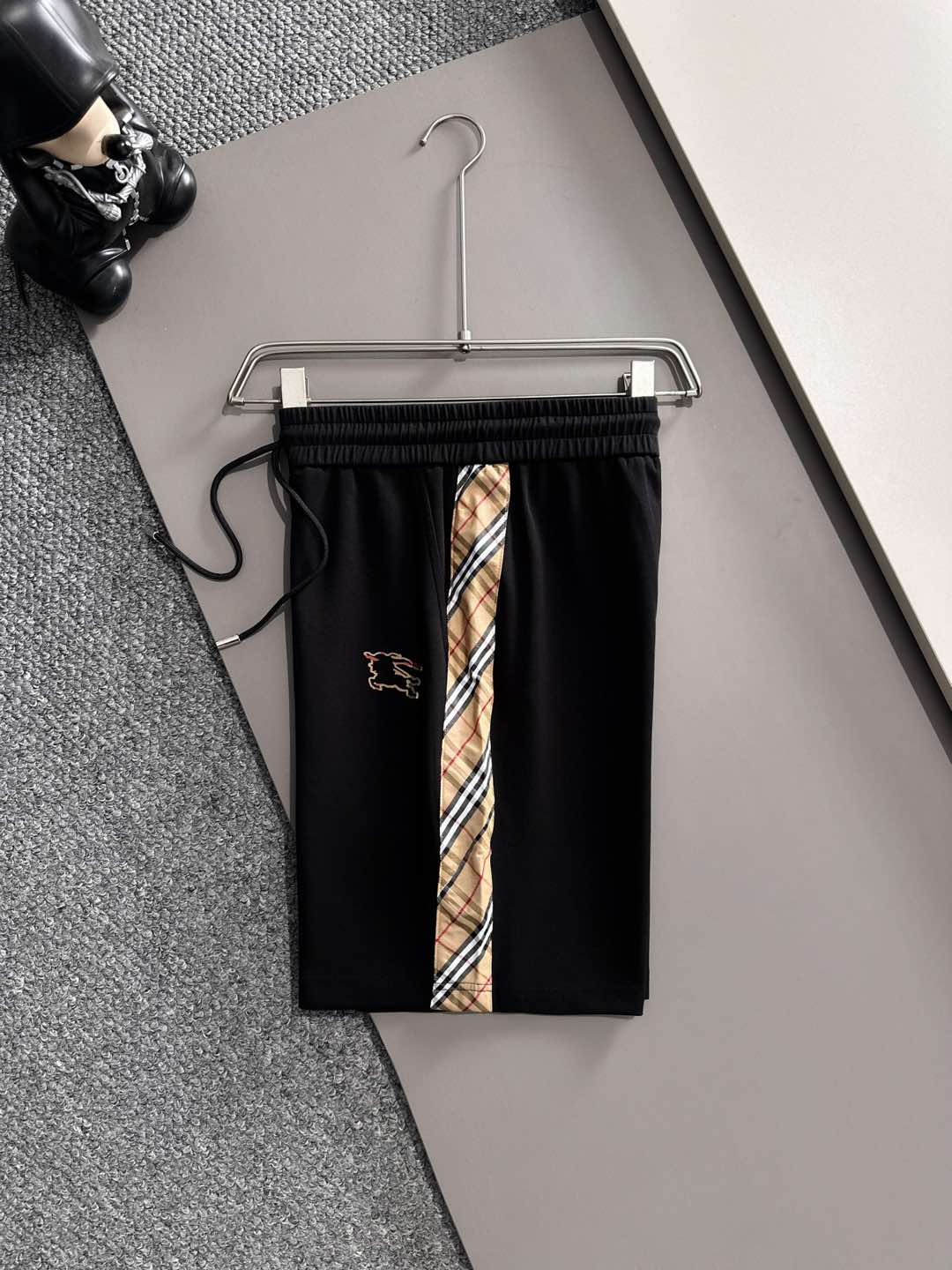 【BURBERRY】半袖T シャツショートパンツ セットアップ