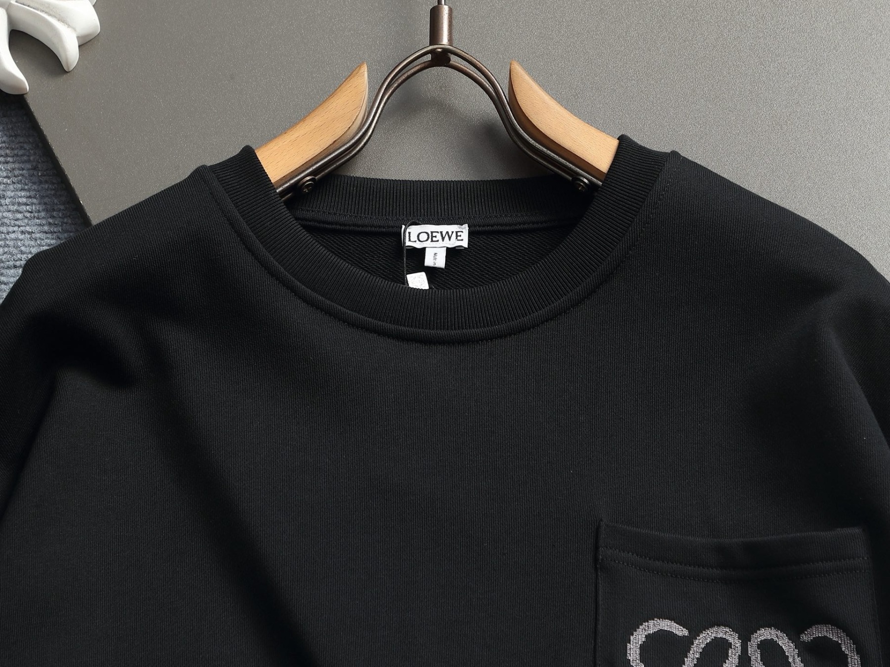 【LOEWE】刺繍長袖 T シャツ
