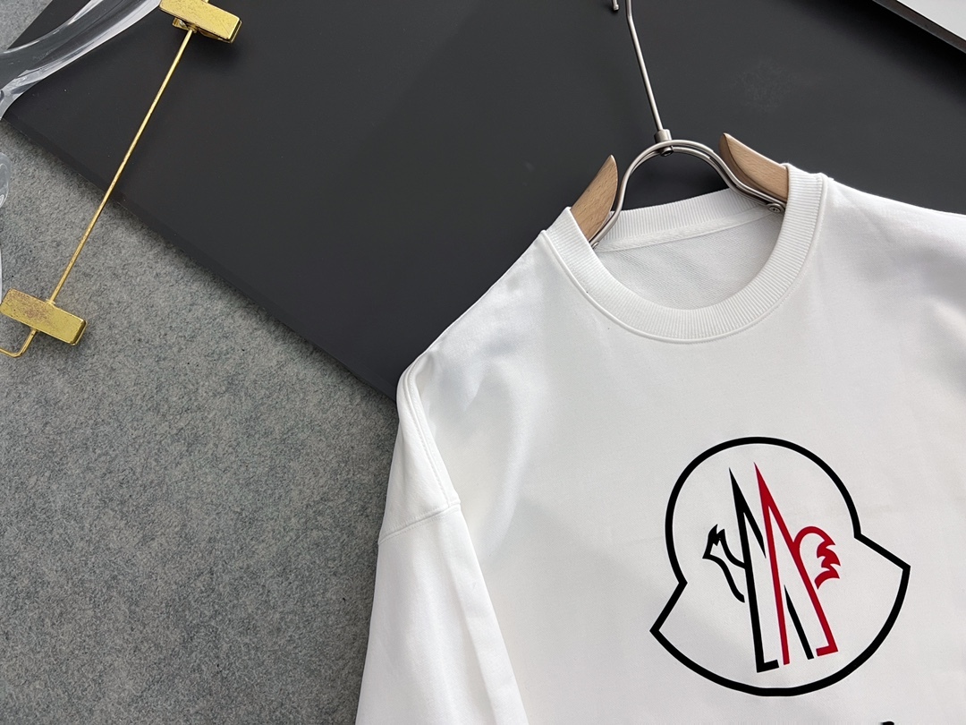 【MONCLER】長袖 T シャツ