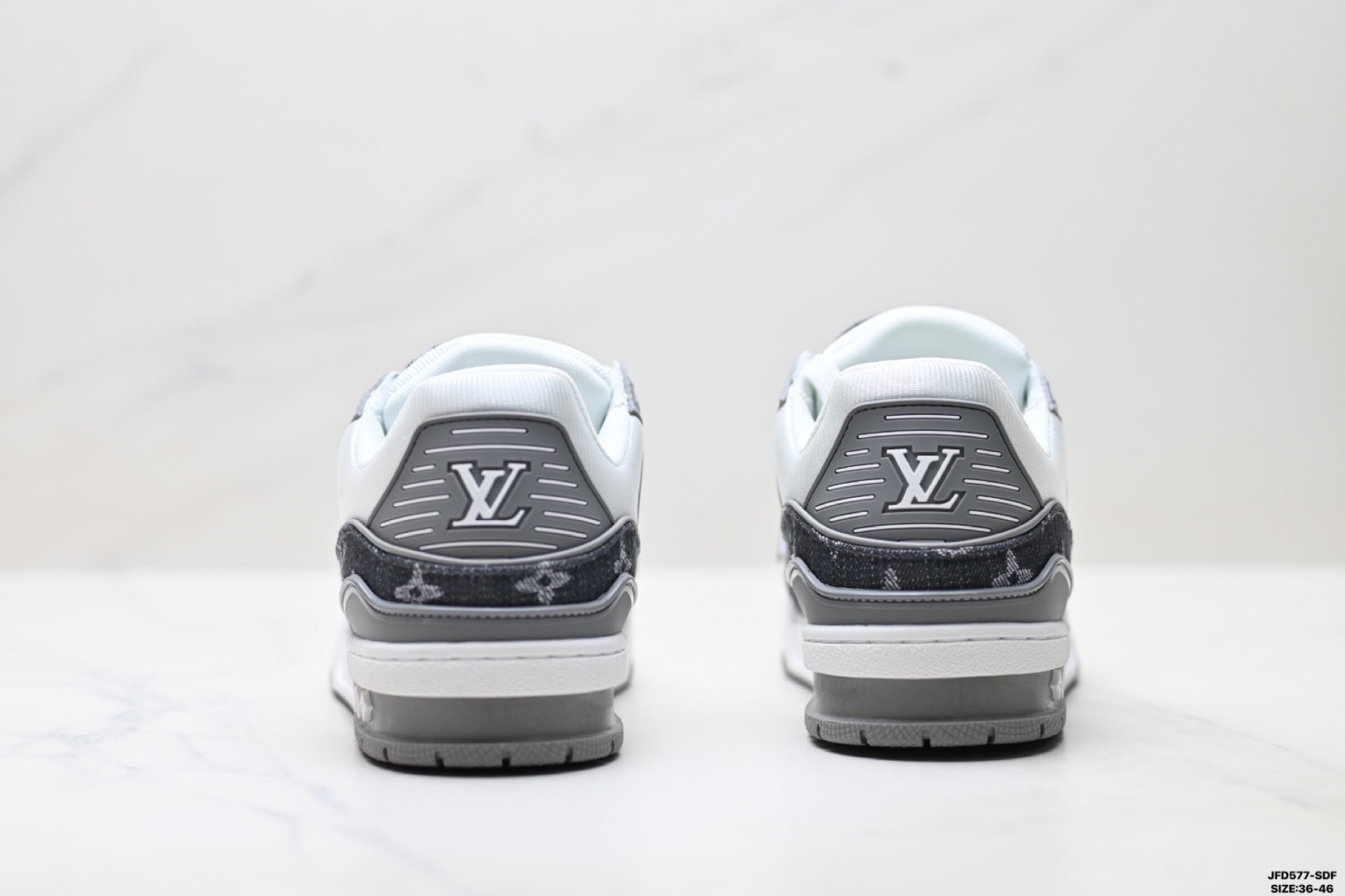 Louis Vuitton Trainer Sneaker Low スニーカー