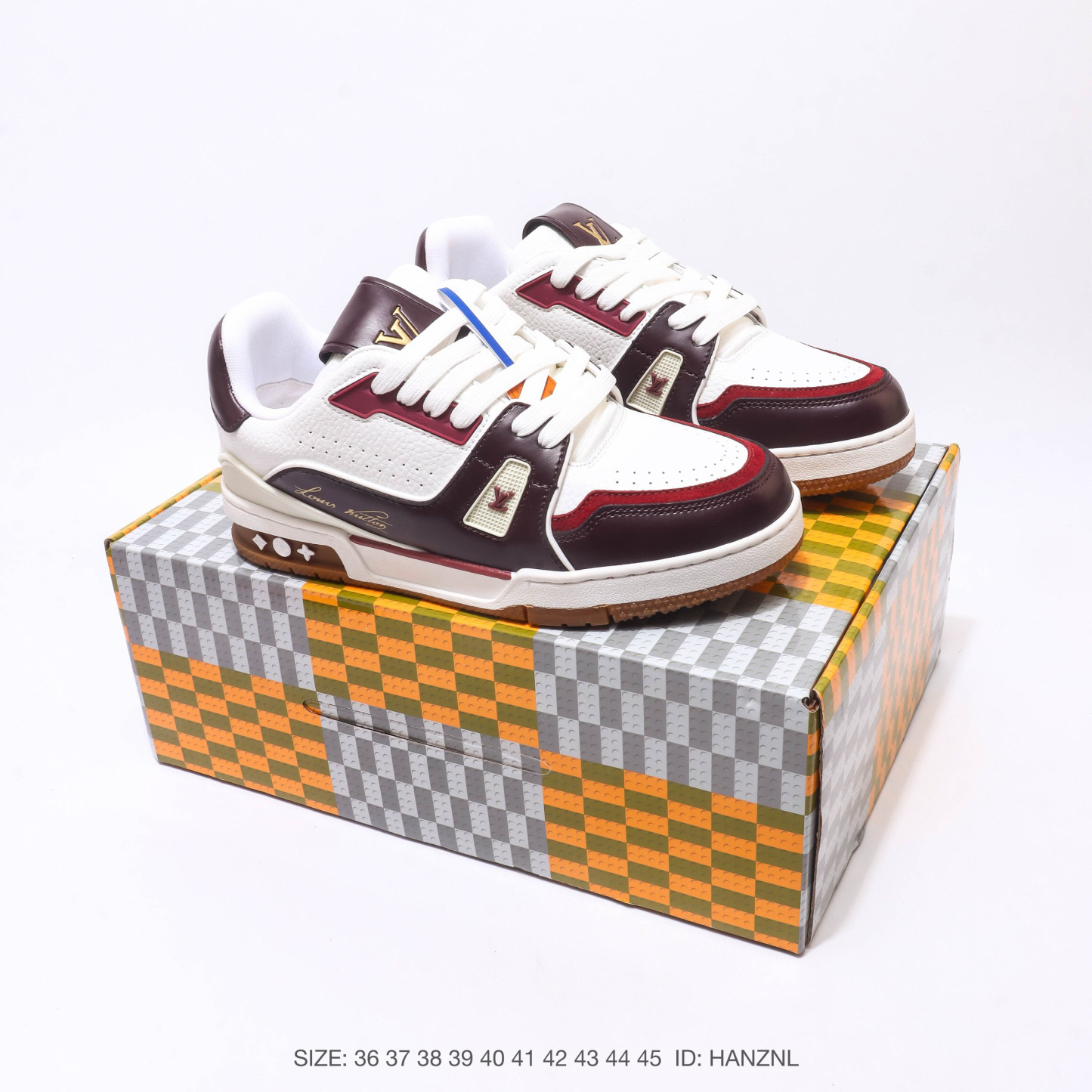 LOUIS VUITTON LV Trainer ローカットスニーカー 3 色