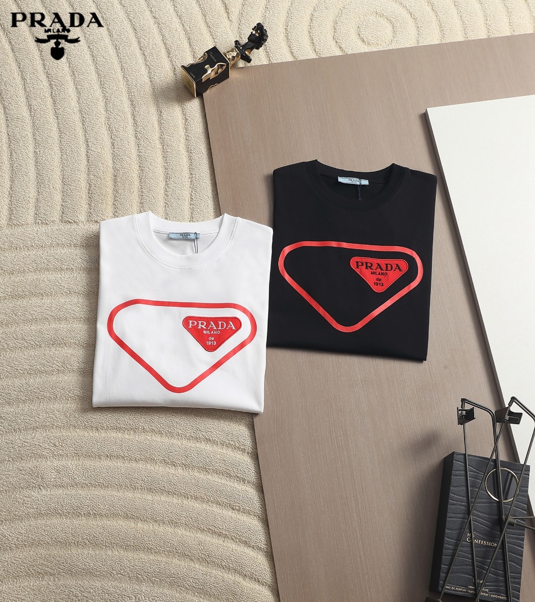 【PRADA】半袖 T シャツ