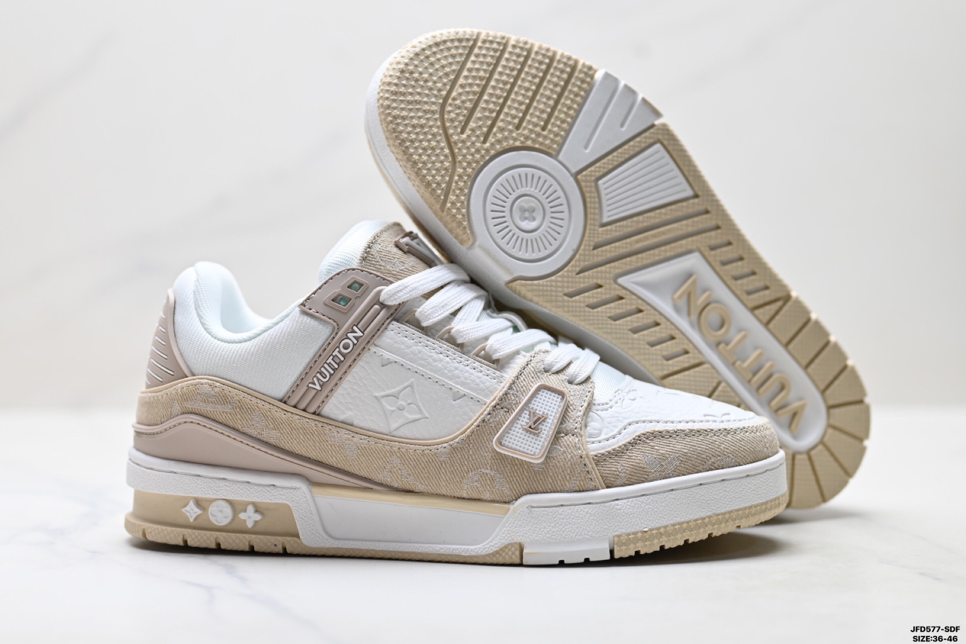 Louis Vuitton Trainer Sneaker Low スニーカー