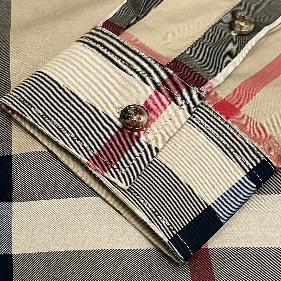 【BURBERRY】長袖シャツ