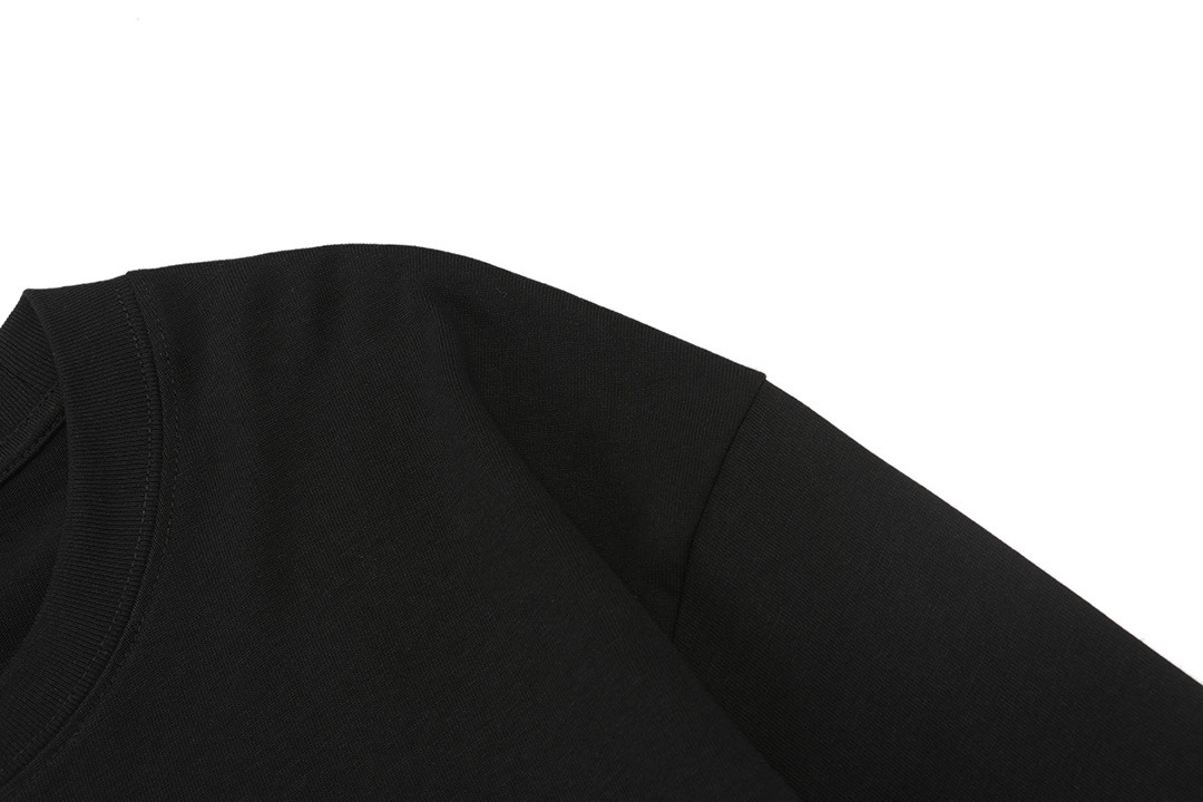 【MONCLER】長袖 T シャツ