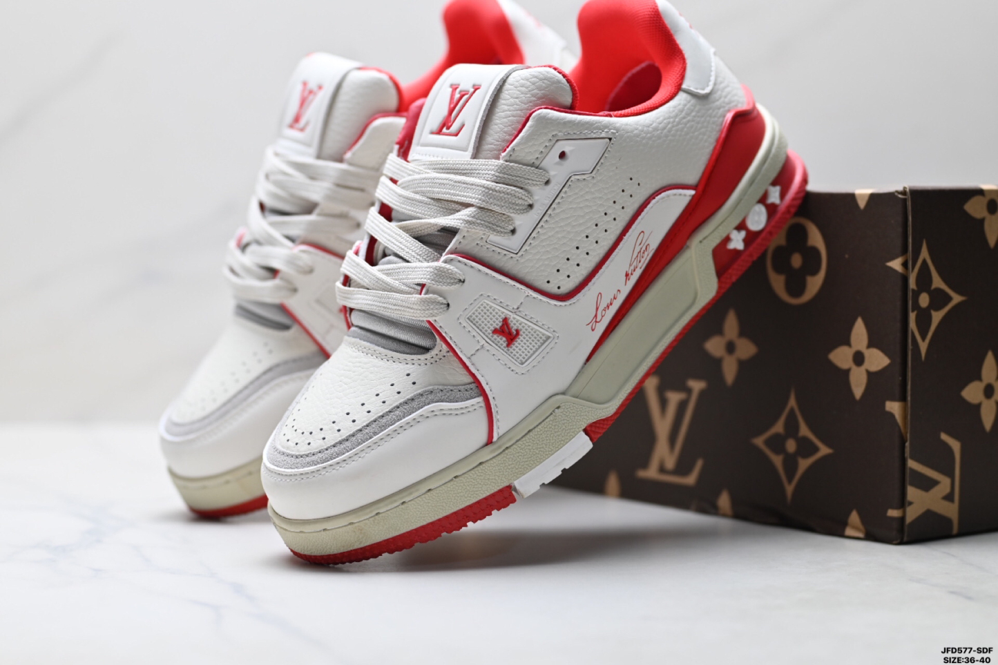 Louis Vuitton Trainer Sneaker Low スニーカー
