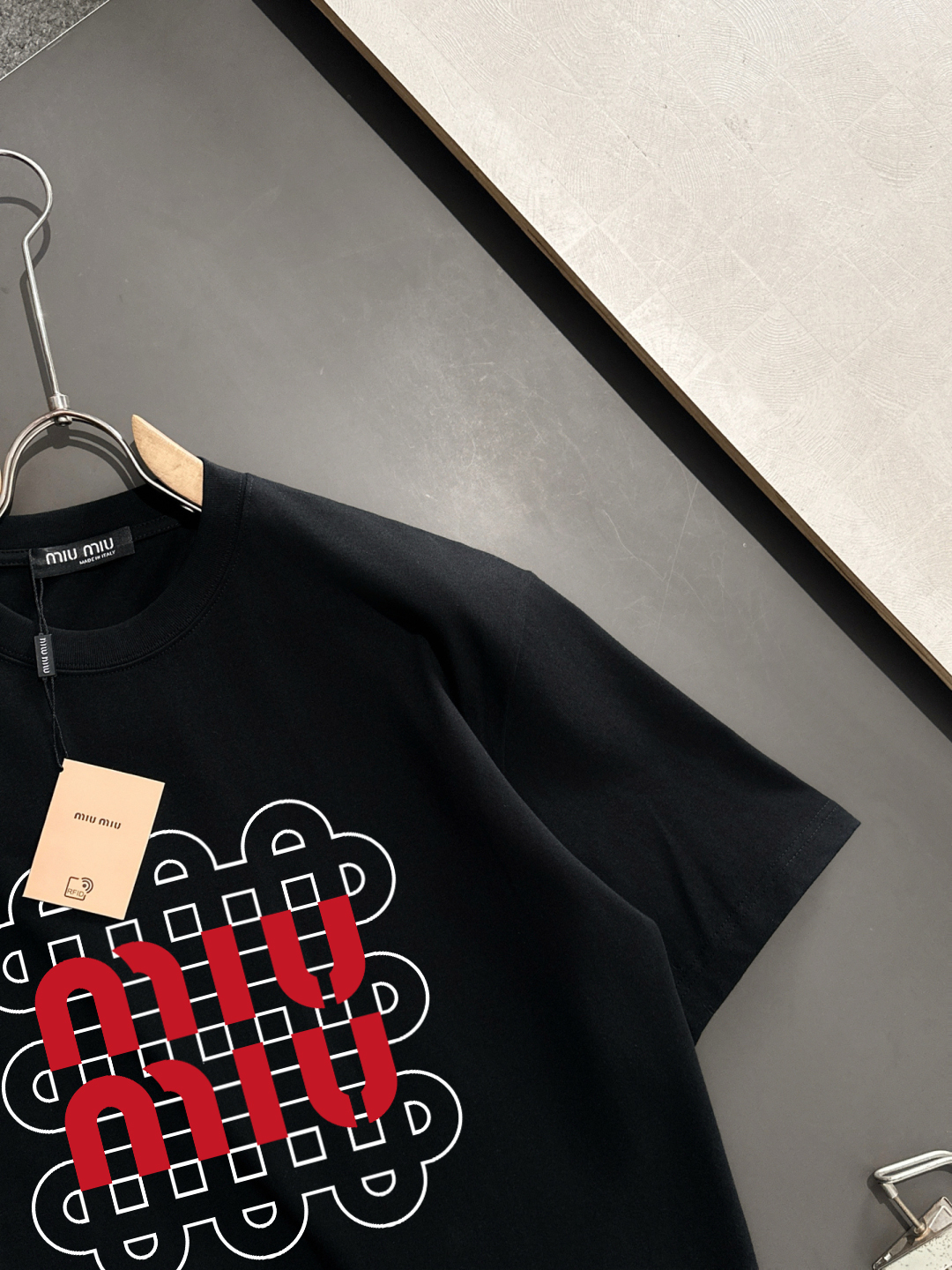 【MIU MIU】半袖 T シャツ