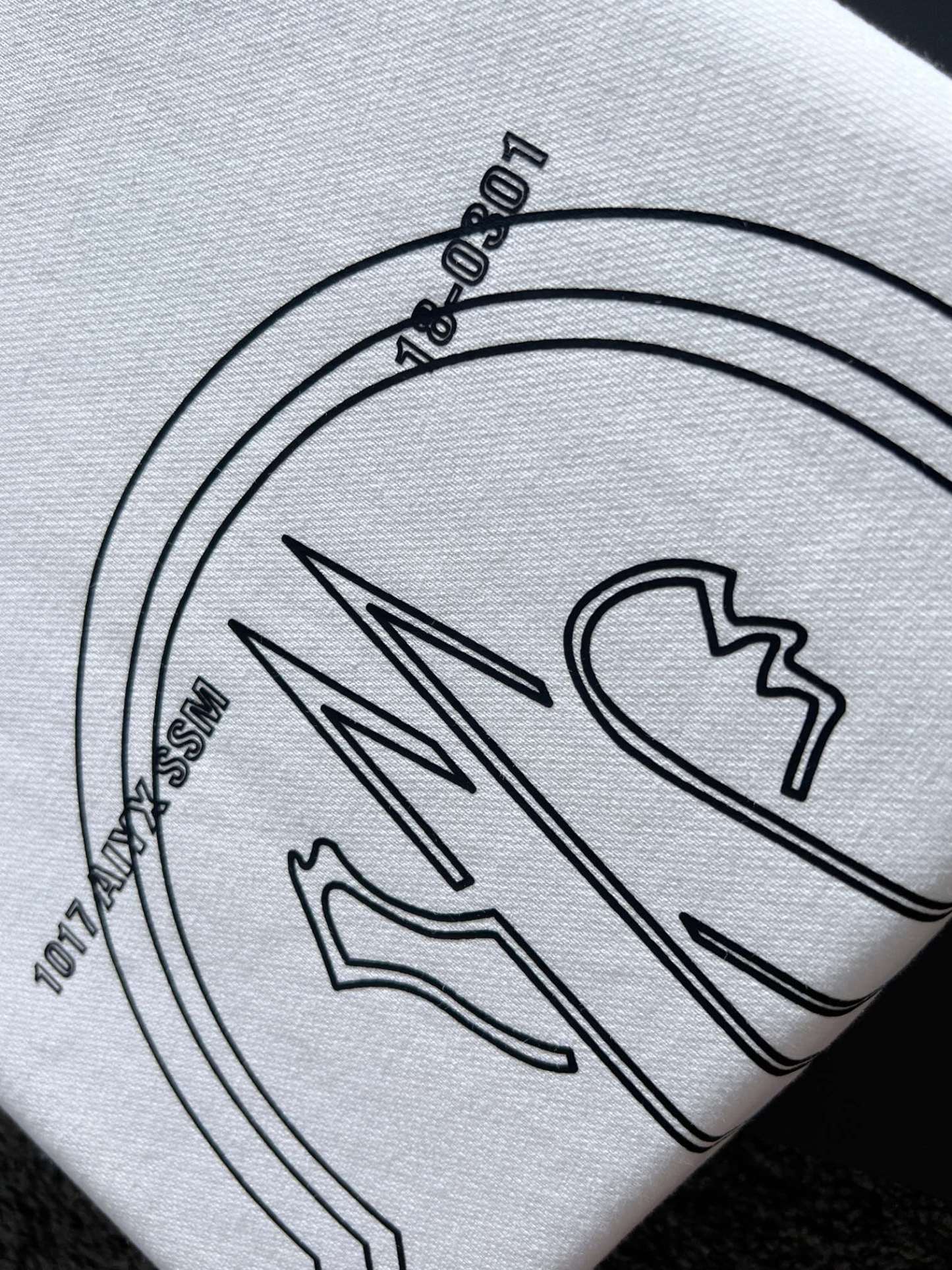 【MONCLER】長袖 T シャツ