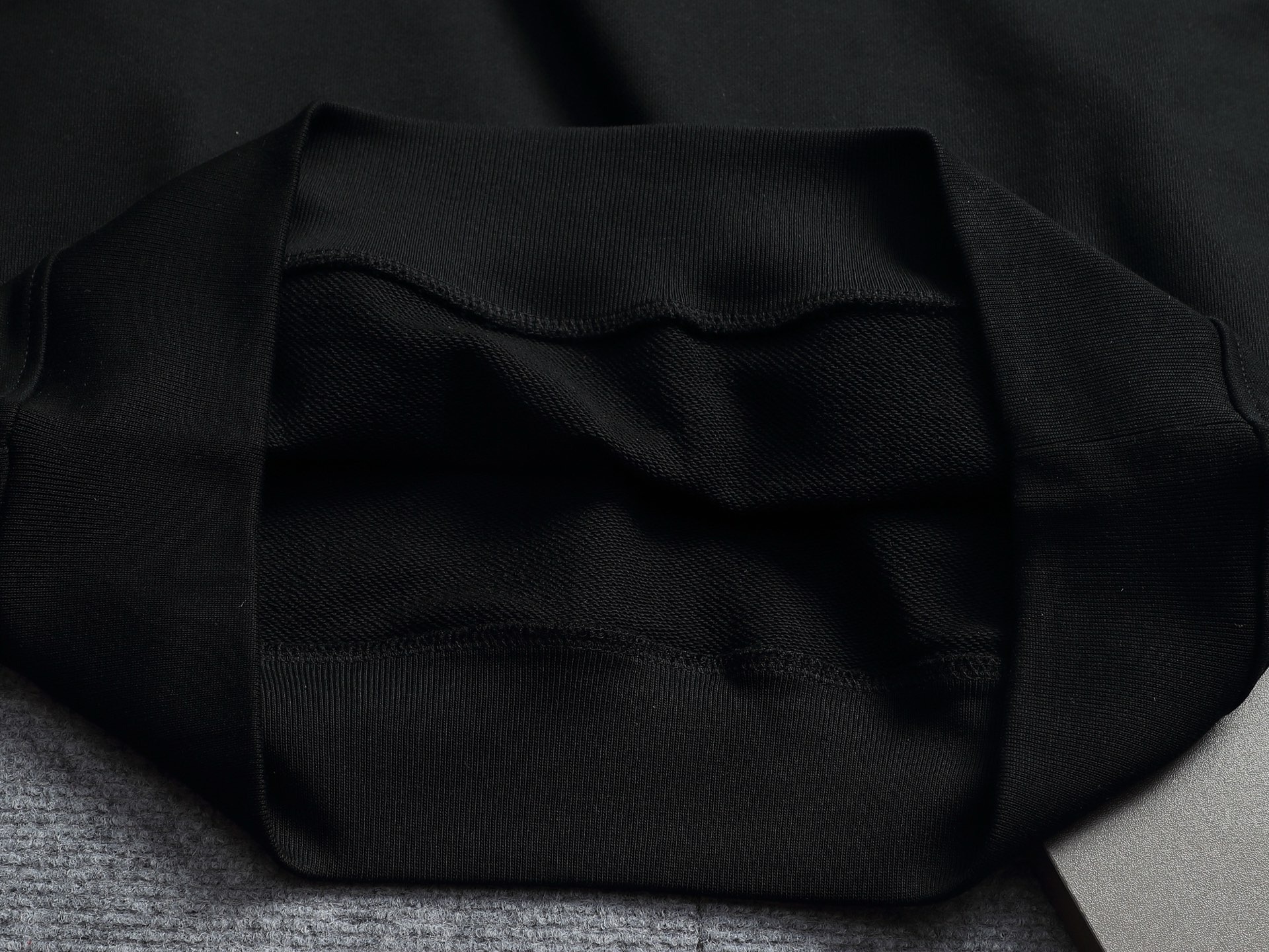 【LOUIS VUITTON】刺繍長袖 T シャツ
