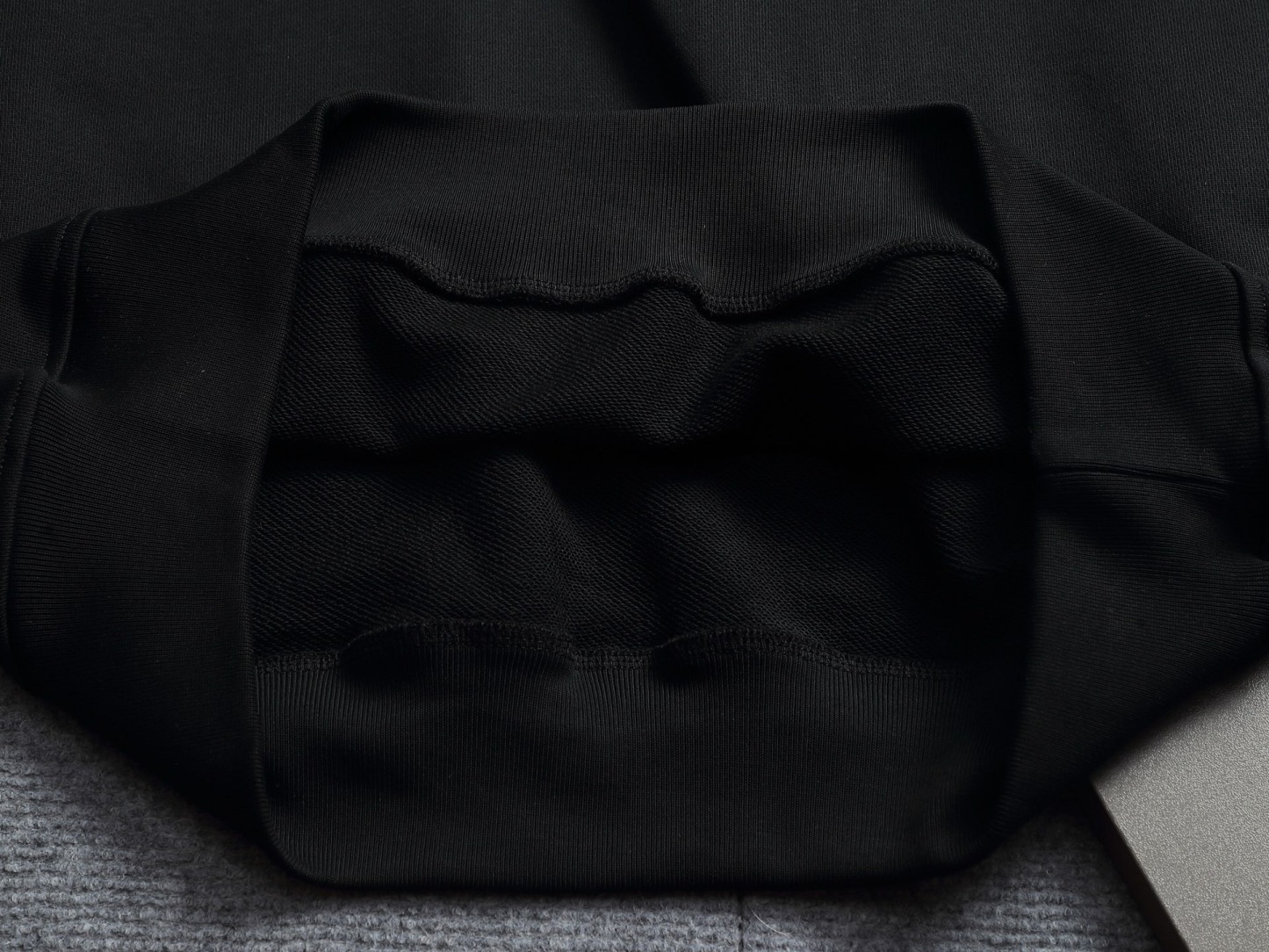 【DIOR】刺繍長袖 T シャツ