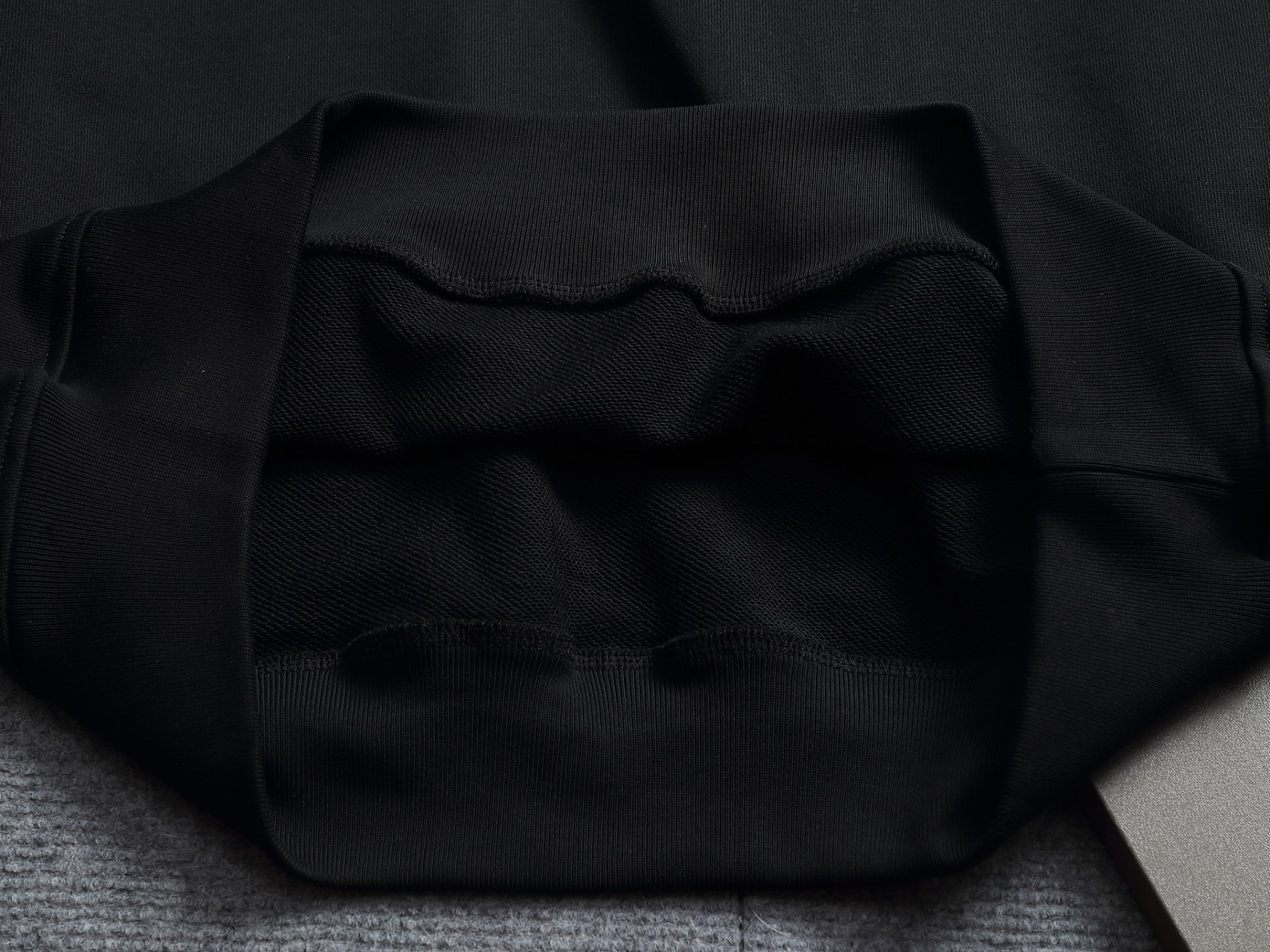 【DIOR】刺繍長袖 T シャツ