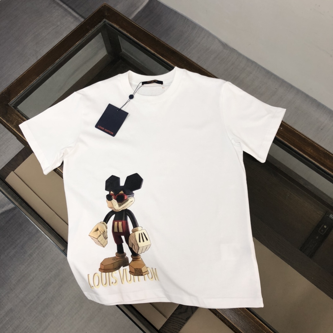 【LOUIS VUITTON】ルイヴィトン 半袖Tシャツ 男女兼用、ご好評に付き再入荷！