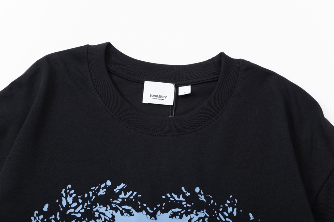 【BURBERRY旗艦店】バーバリー 半袖Tシャツ ご好評に付き再入荷！