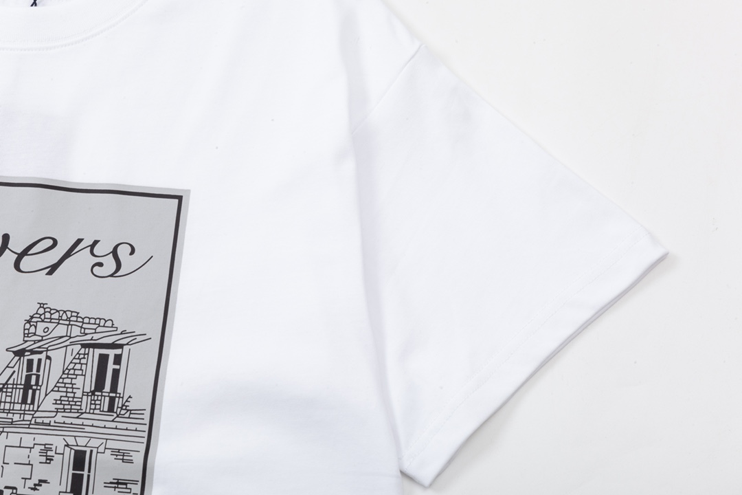【LOUIS VUITTON】ルイヴィトン 半袖Tシャツ 男女兼用、ご好評に付き再入荷！