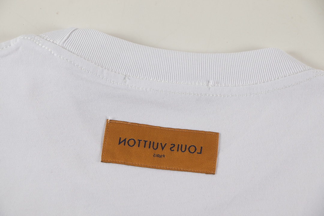【LOUIS VUITTON旗艦店】ルイヴィトン 半袖Tシャツ ご好評に付き再入荷！