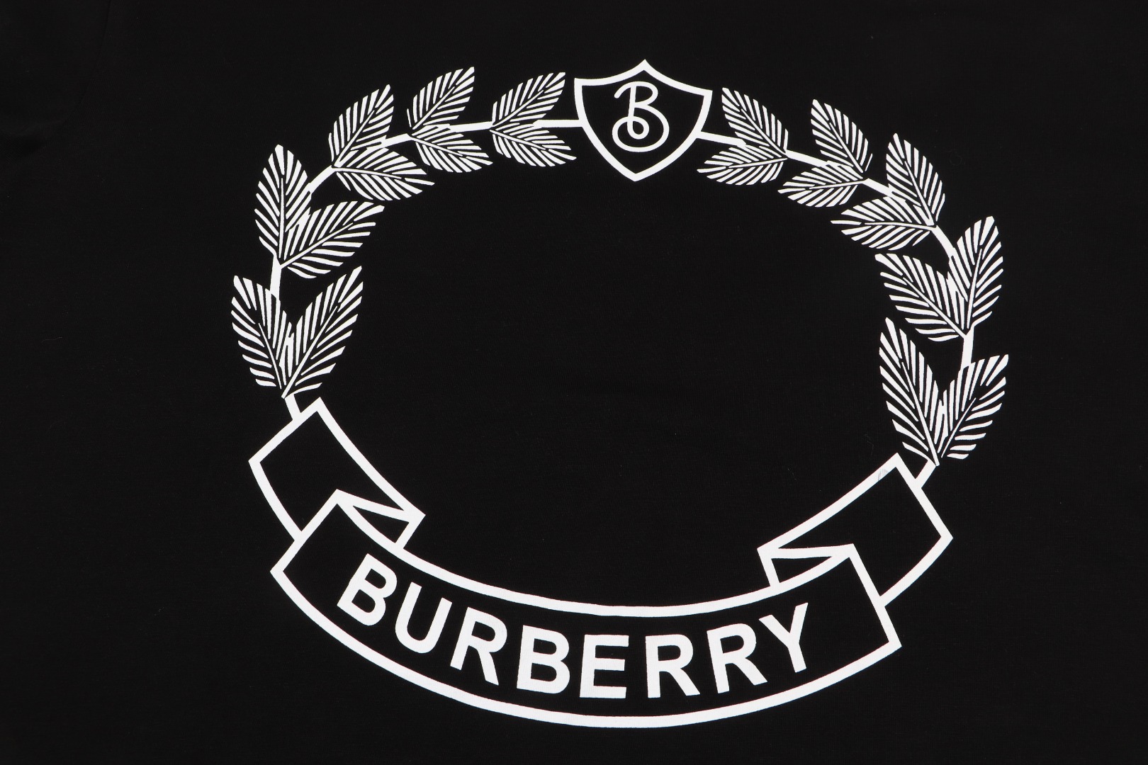 【BURBERRY旗艦店】バーバリー 半袖Tシャツ ご好評に付き再入荷！