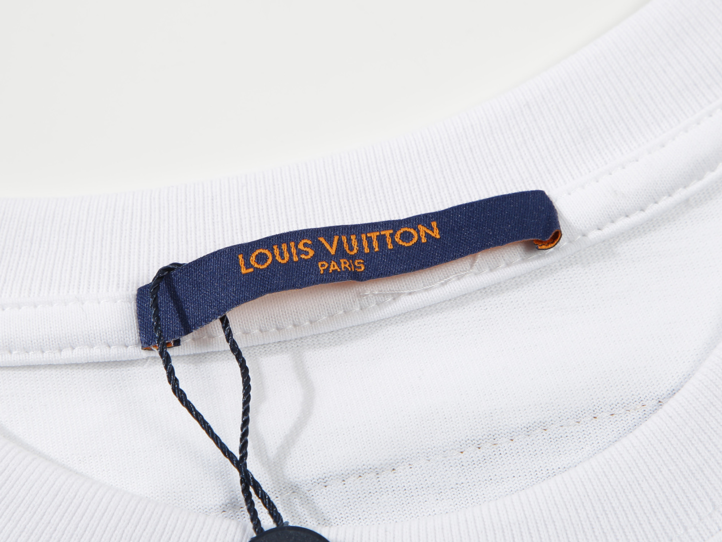 【LOUIS VUITTON旗艦店】ルイヴィトン 半袖Tシャツ ご好評に付き再入荷！