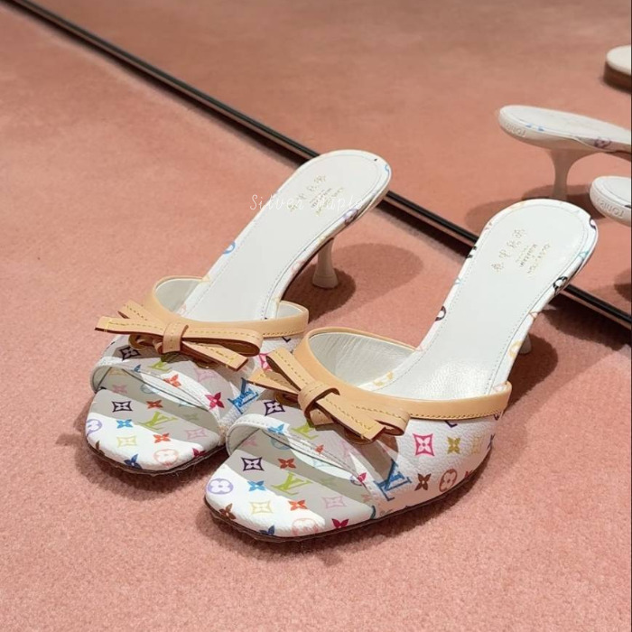 ＊村上コラボ＊【Louis Vuitton】ミュール 6AM