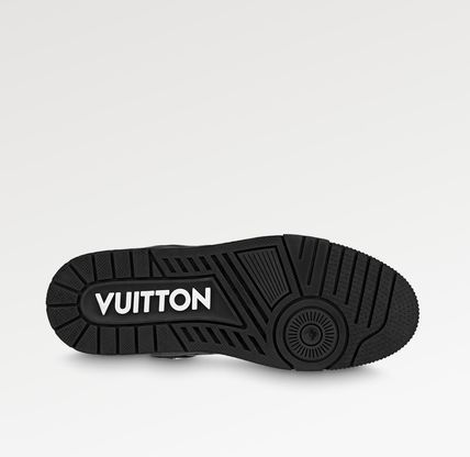 Louis Vuitton スニーカー LV トレーナー 1AAREY
