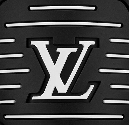 Louis Vuitton スニーカー LV トレーナー 1AAREY