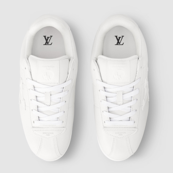 【Louis Vuitton】LV バターソフト スニーカー ロゴ 上品 1AIKDW