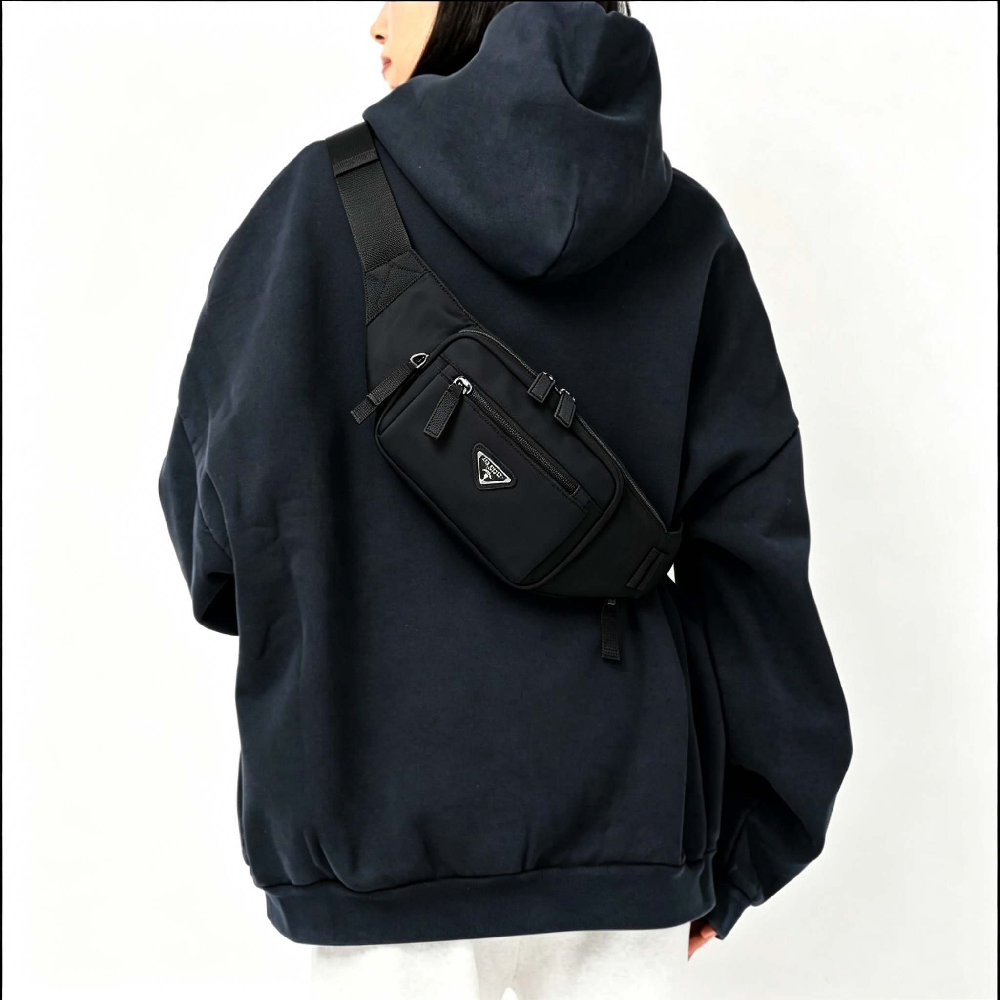 PRADA ナイロン ボディバッグ／ベルトバッグ