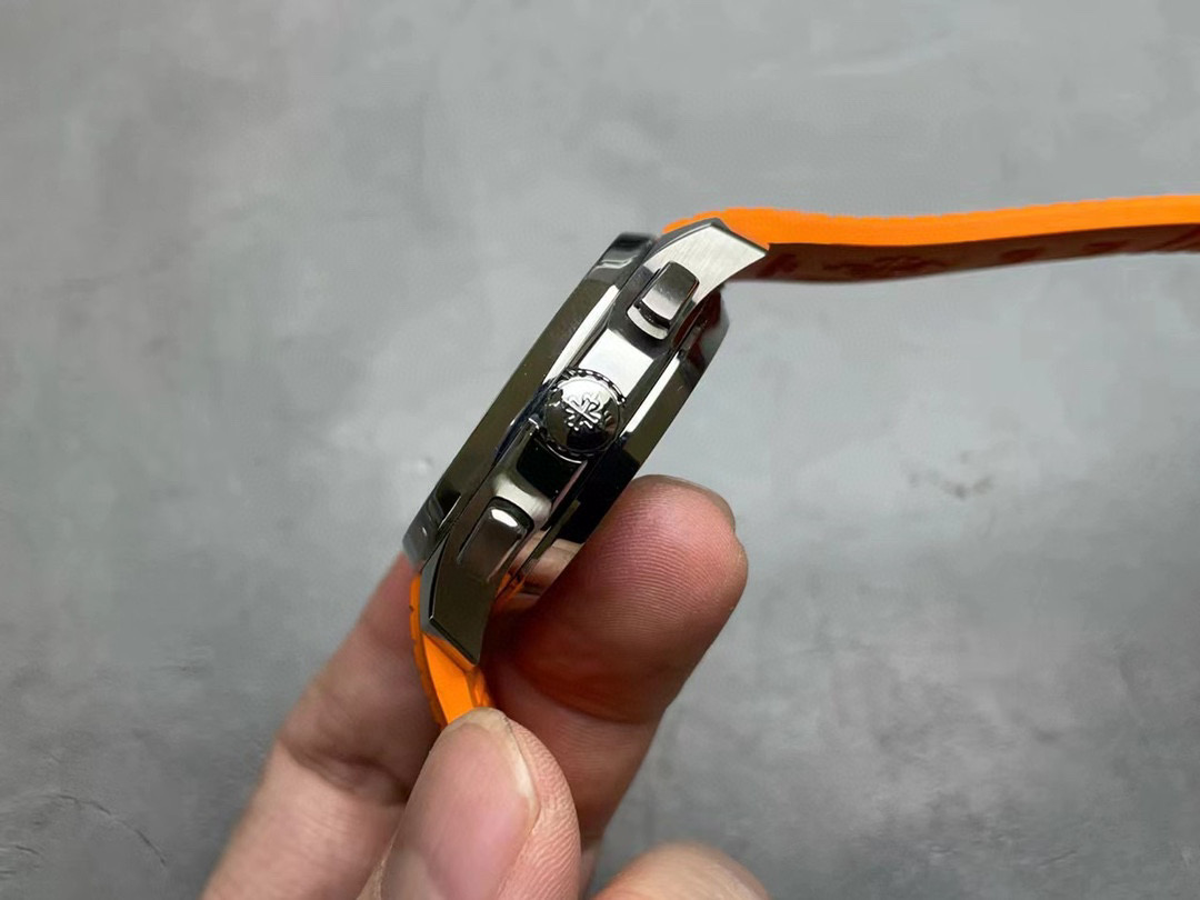 パテック フィリップ アクアノート クロノグラフ 5968A-001-BRAND OFF