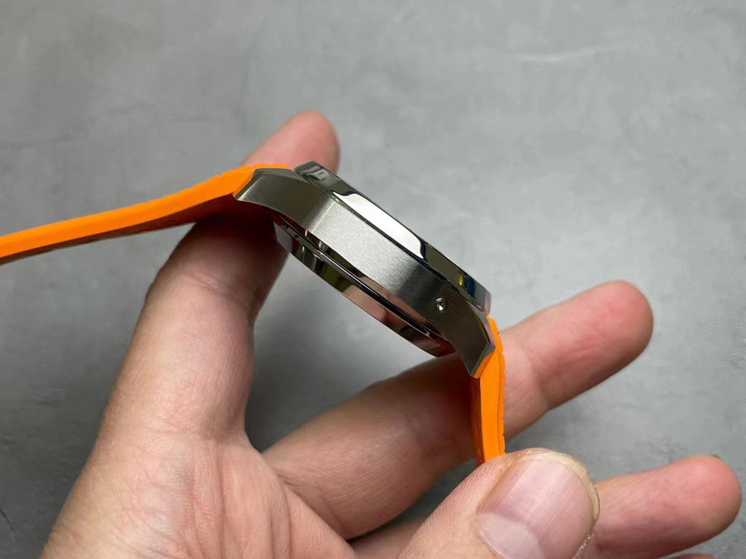 パテック フィリップ アクアノート クロノグラフ 5968A-001-BRAND OFF