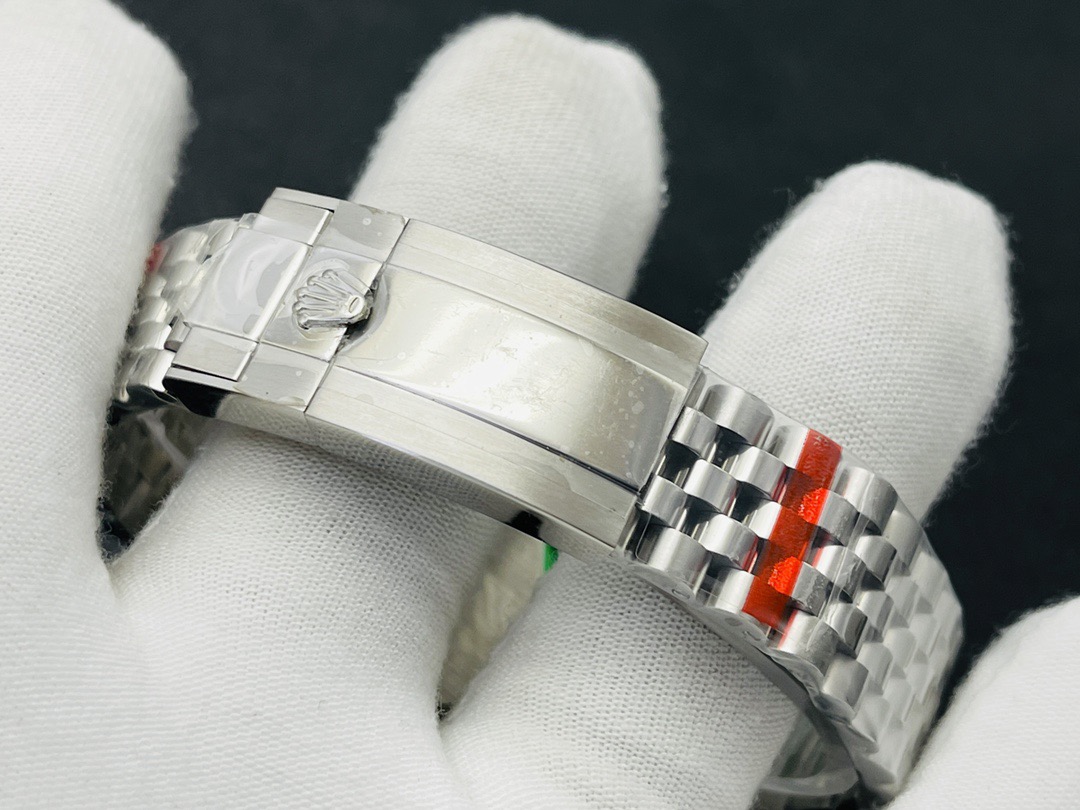 ロレックス GMTマスターII 126710BLRO-BRAND OFF